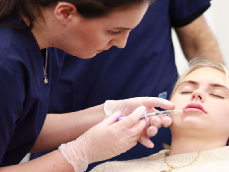 آموزش تزریق فیلر به پزشکان و پیراپزشکان در سعادت آباد غرب تهران